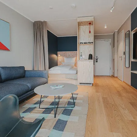 Silt & 4* לנגאוג